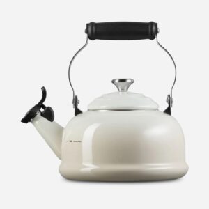 Le Creuset Classic Stove Top Kettle Azure 01